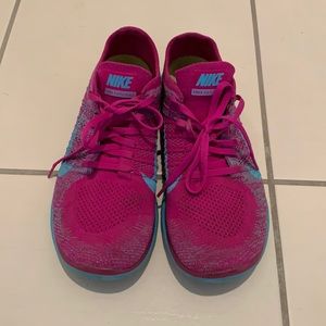 Women’s Nike Free 4.0 Flyknit Sneakers Size 10